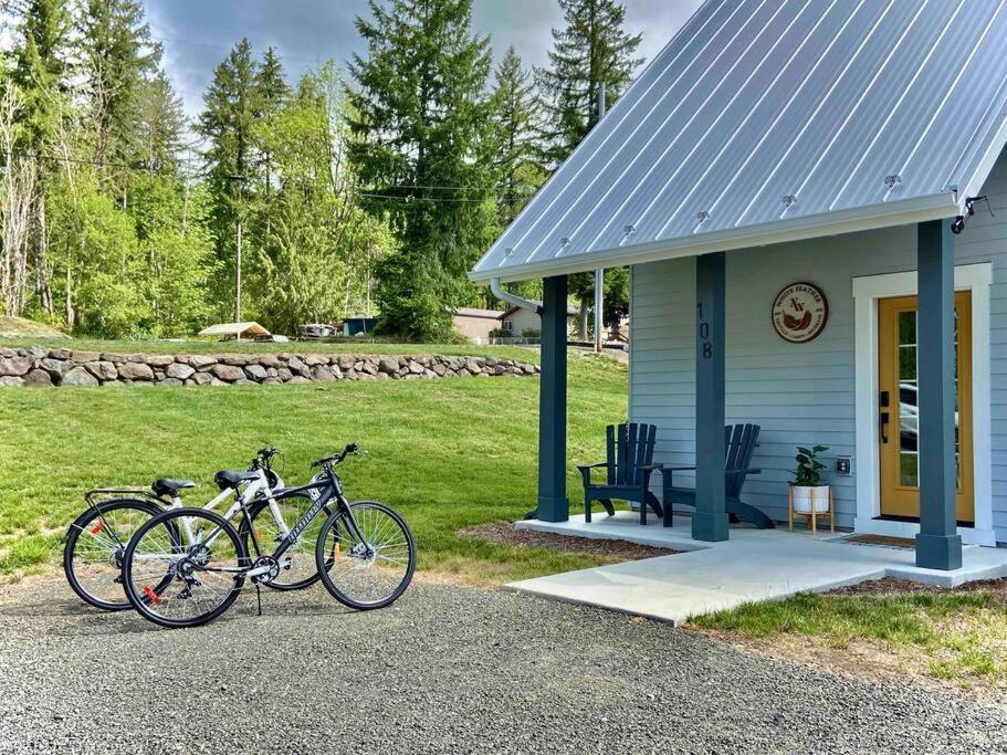Romantic Cozy Cabin Walk To Lake Hot Tub Bikes Kayaks Grill Onalaska ภายนอก รูปภาพ